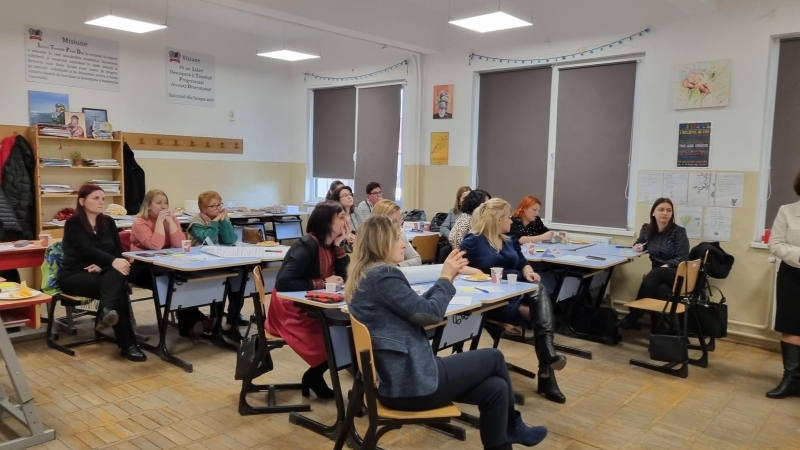 La Liceul Teoretic „Pavel Dan” activitatea de formare  cu tema  „Managementul operațional al activităților educative. Abordarea progresivă a dezvoltării competenței culturale”