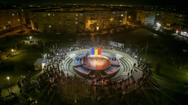 Cristian MATEI - Ziua de 24 ianuarie a fost sărbătorită și anul acesta cu multă bucurie și emoție în Parcul Teilor…