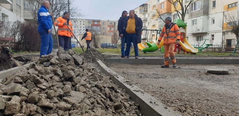 Primăria CÂMPIA TURZII - Două noi parcări, în cartierul Blocuri - aspect urban îmbunătățit