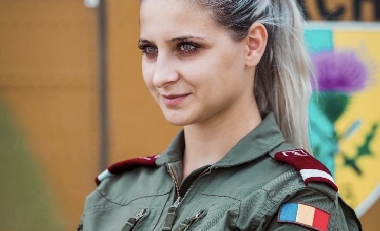 Ziua internațională a femeii! Să fiţi mândre, să fiţi puternice, să credeţi în voi, să învingeţi orice obstacol, să vă depăşiti limitele, să zâmbiţi, să dăruiţi, să iubiţi şi să fiţi iubite! 