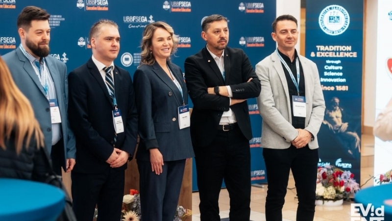 UBB Cluj-Napoca -Universitatea noastră împreună cu University of North Carolina at Chapel Hill (UNC) desfășoară programul de tip executive education, denumit Leading and Managing Innovation