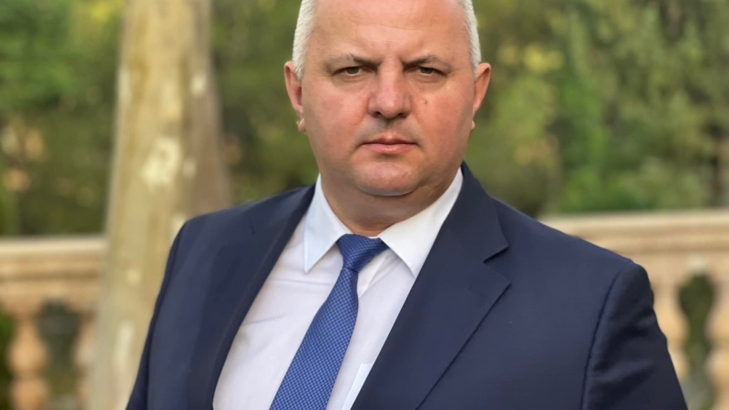 Avram GAL - Trăim în politica în care pentru unii diploma este mai importantă decât priceprea, o mentalitate pe care în occident nu o întâlnești, acolo contează ceea ce știi să faci și mai ales cât de repede știi să faci un lucru…