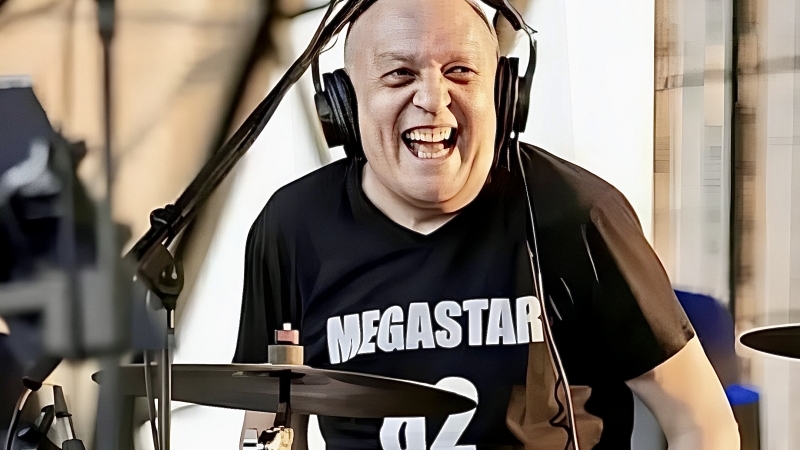 Un an fără LELUȚ! 