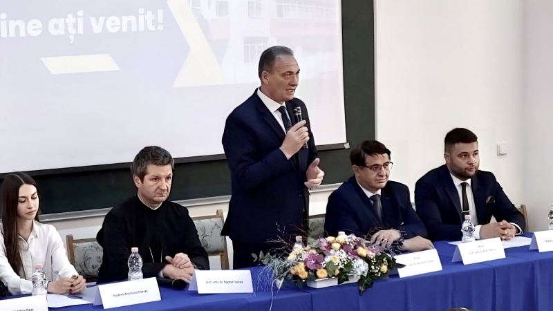 Alexandru CORDOȘ - Începerea unui nou an universitar reprezintă deschiderea unui nou capitol în cartea vieții voastre, plin de noutăți, provocări și oportunități