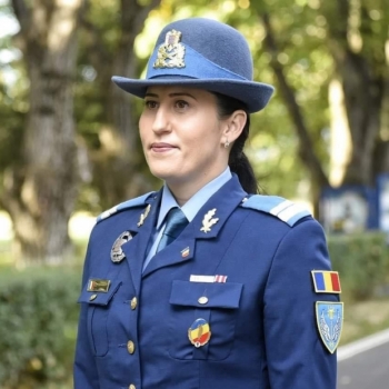 F30218E0-0276-4503-90E9-1927B80CEB7D