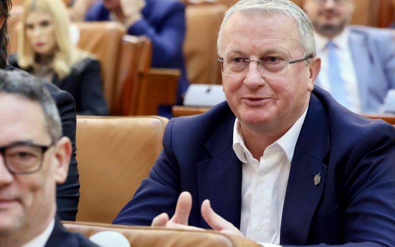 500 de elevi din Cluj riscă să piardă accesul la activități educative, după reduceri de personal în sectorul public