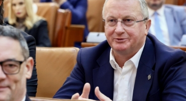 500 de elevi din Cluj riscă să piardă accesul la activități educative, după reduceri de personal în sectorul public