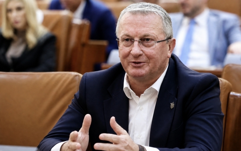 “25 de motive pentru căderea Guvernului Bolojan. Deputatul Lăpușan - România nu mai poate plăti factura austerității”