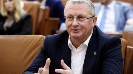 “25 de motive pentru căderea Guvernului Bolojan. Deputatul Lăpușan - România nu mai poate plăti factura austerității”