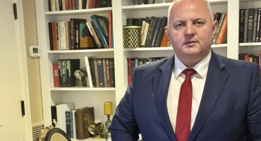 Avram M. GAL - România are nevoie de influență, nu de izolare