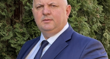 Avram M. GAL - Alegerile anticipate – singura soluție onestă într-o criză politică provocată deliberat?
